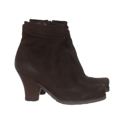 Heeled boots (Brown) from Audley Suede