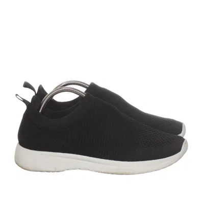 Sneakers (Black, White) from Vagabond