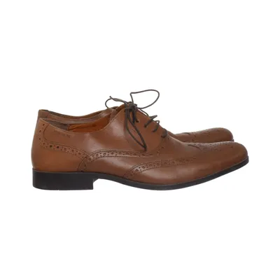 Brogue (Bruin) van Red Tape