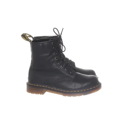 Laced boots (Black) from Dr. Martens