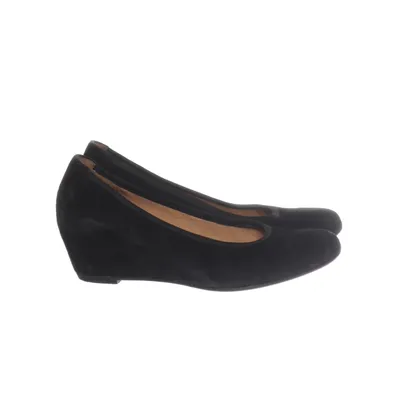 Wedges (Black) from Gabor