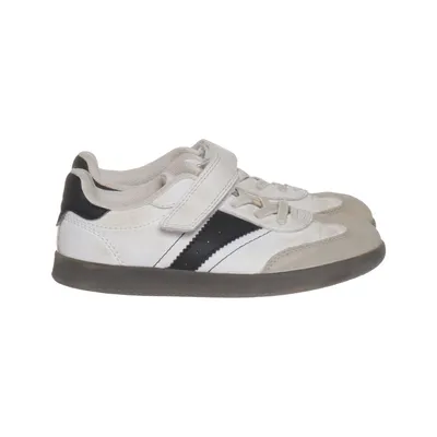 Gymnastic shoes (White, Gray, Black) from Vty
