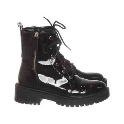Laced boots (Black) from Zlabels