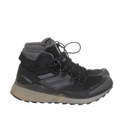 Vandringskängor (TERREX FOLGIAN HIKER MID GTX) från Adidas