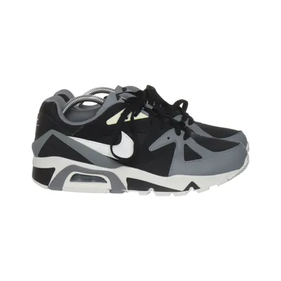Sneakers (Air Trainer) från Nike