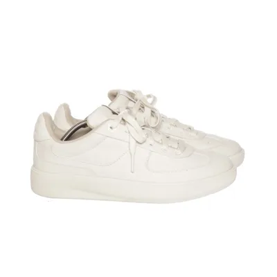 Sneakers (Beige) from Lululemon