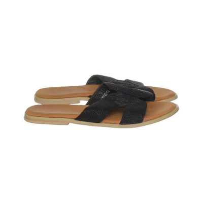 Slip-ins (Black, Brown) from Mia & Jo