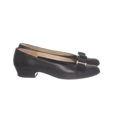 Pumps (Svart) från Salvatore Ferragamo