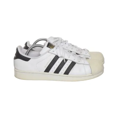 Sneakers (Superstar) fra Adidas