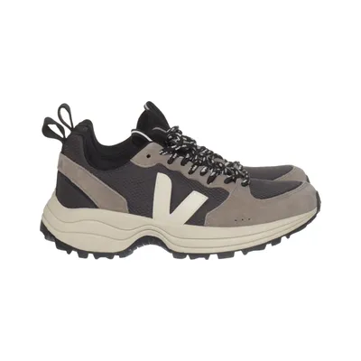 Sneakers (Svart, Grå, Beige) från Veja Skinn