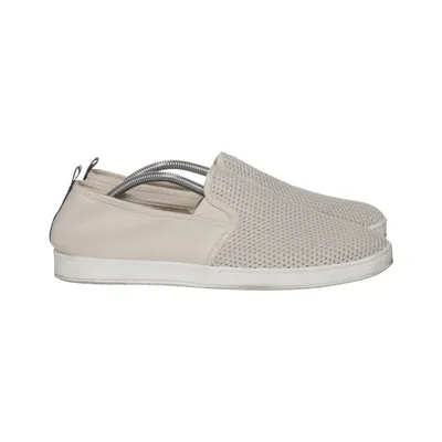 Slip-ons (Beige) from Iguassu
