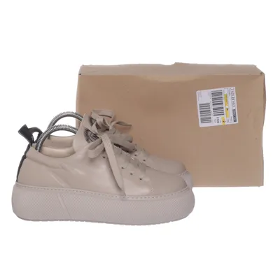 Sneakers (Beige) from Nude of Scandinavia Leather