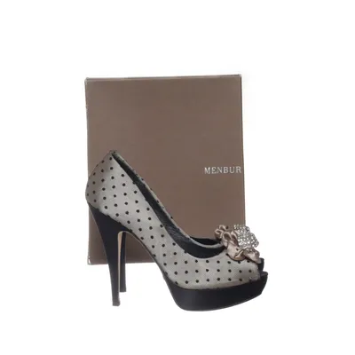 Klackskor (Svart, Beige) från Menbur