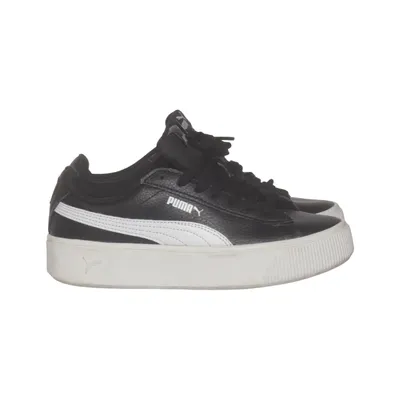 Sneakers (Black, White) from Puma