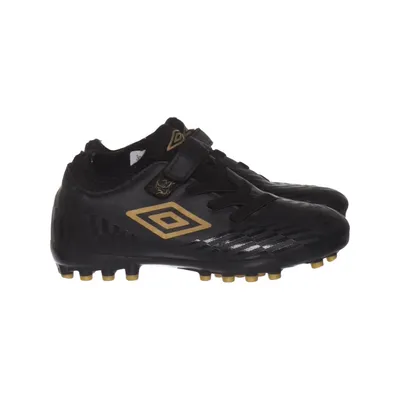 Football shoes (Black, Gold) from Umbro