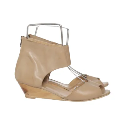 Sleehakken (Beige) van Complement