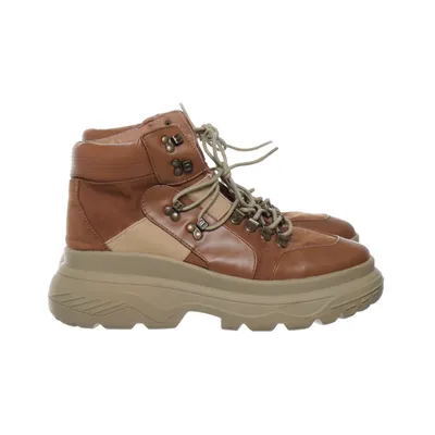 Laced boots (Brown) from Reserved