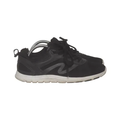 Baskets (Noir) de Springyard