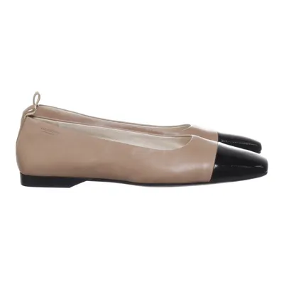 Ballet flats (Beige, Black) from Vagabond Leather