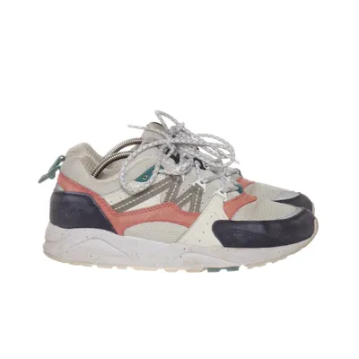 Sneakers (Vit, Flerfärgad) från Karhu
