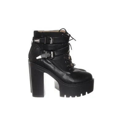 Stövletter (Svart) från Gdgydh