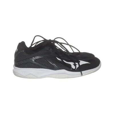 Trainers (Black, White) from Non- Marking