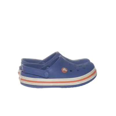Mules (Bleu) de Crocs