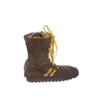 Laced boots (BESTFORM) from Lepi
