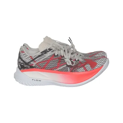 Löparskor (Velociti Elite) från Under Armour