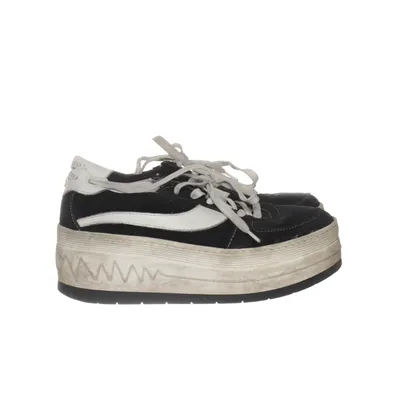 Sneakers (Zwart, Wit) van Sixtyseven