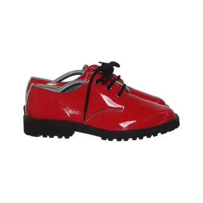Derby schoenen (Rood) van Skoindustrimuseet Kumla