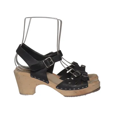 Sabots (Noir) de Scorett Cuir