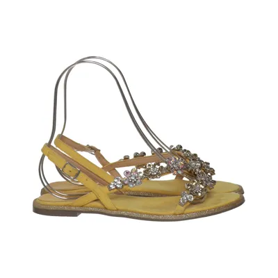 Sandals (Yellow, Gold) from Menbur Leather