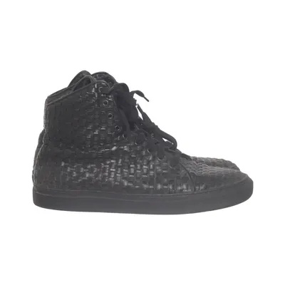 Sneakers (Black) from The Last Conspiracy