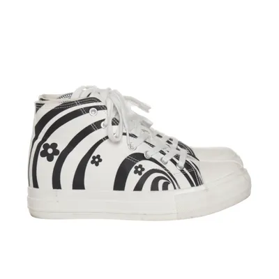 Canvas shoes (White, Black) from Gémo