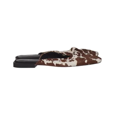 Mules (Marron, Blanc, Noir) de Zara Cuir