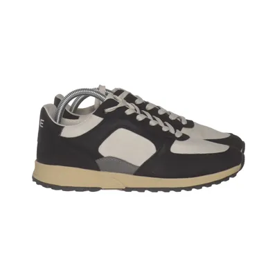 Sneakers (Black, White, Beige) from Clae