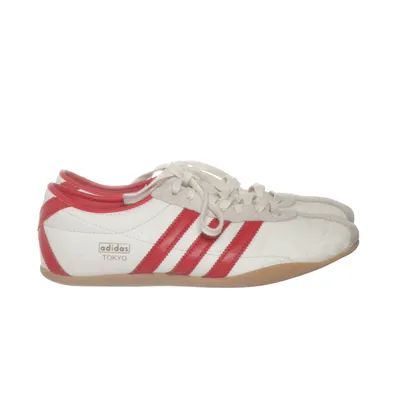 Sneakers (Tokyo) från Adidas