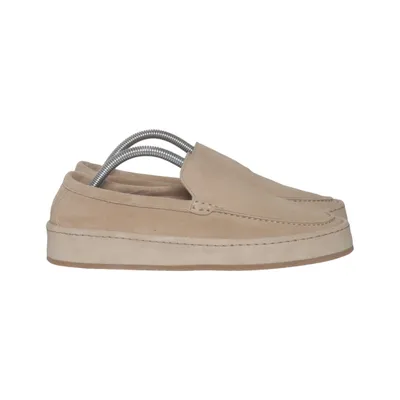 Loafers (Beige) from Flattered