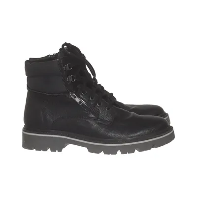 Laced boots (Black) from s.Oliver
