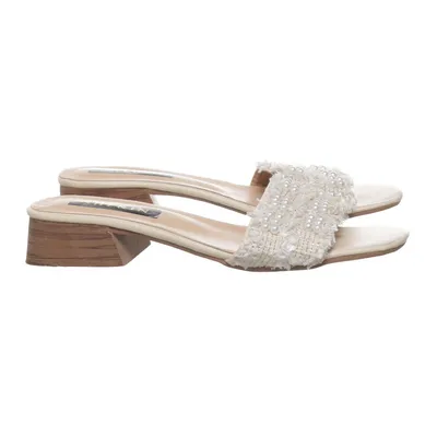 Slip-ins (White) from She & In
