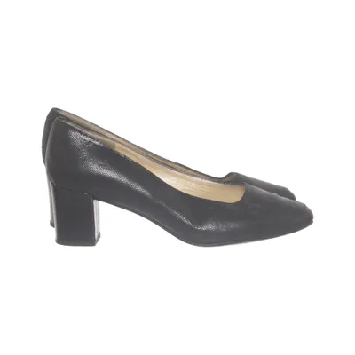Pumps (Black) from Max Monelli Leather