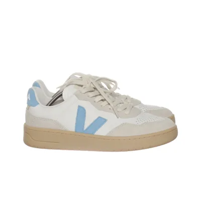 Sneakers (White) from Veja