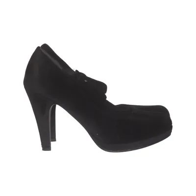 Pumps (Black) from Kim Kay