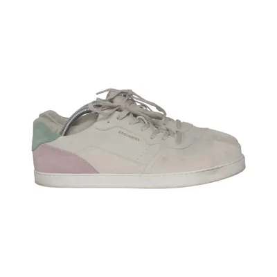 Baskets (Beige, Violet, Turquoise) de Groundies