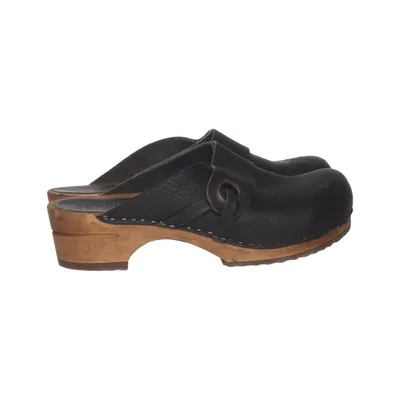 Clogs (Black) from Sanita
