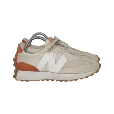 Trainingsschuhe (327) von New Balance