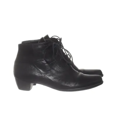 Laced boots (Black) from Think!