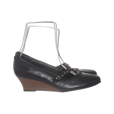 Wedges (Black) from Marie Leather