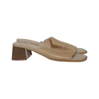 Mules (Beige) from JPW Leather